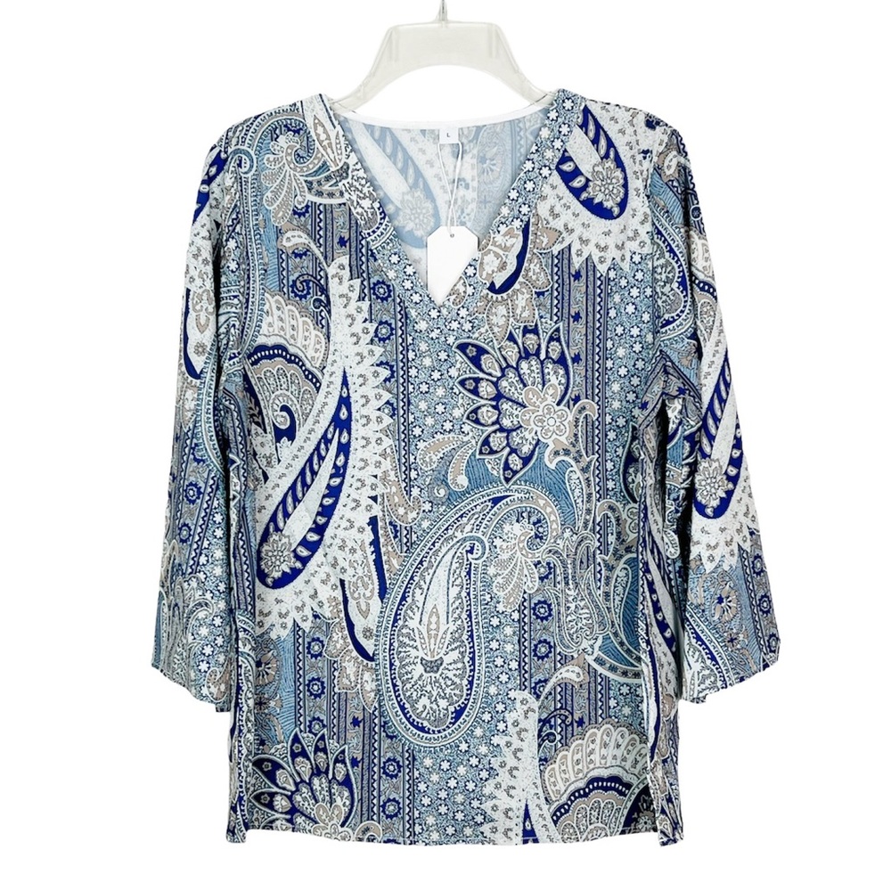 Blue Paisley V Neck Three Quarter Sleeves Blouse Top NWT Size Large.